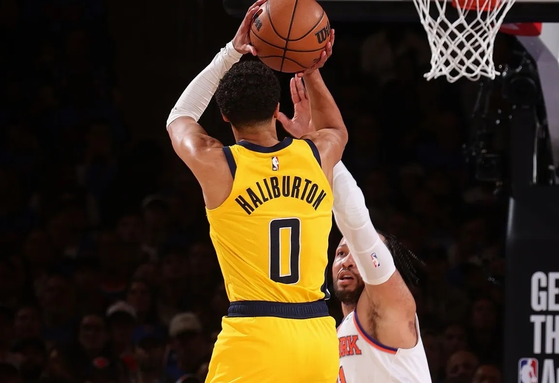 雷火电竞app-雷霆鏖战尼克斯，保罗状态火热